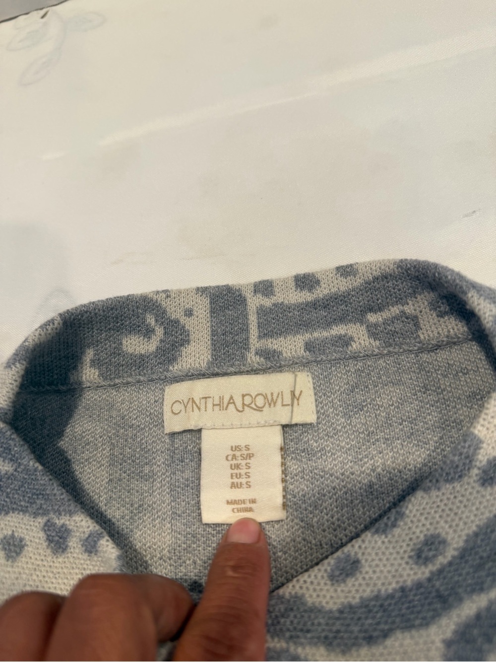 Cynthia Rowley Blue & Cream Paisley Knit Top - Picture 2 of 5